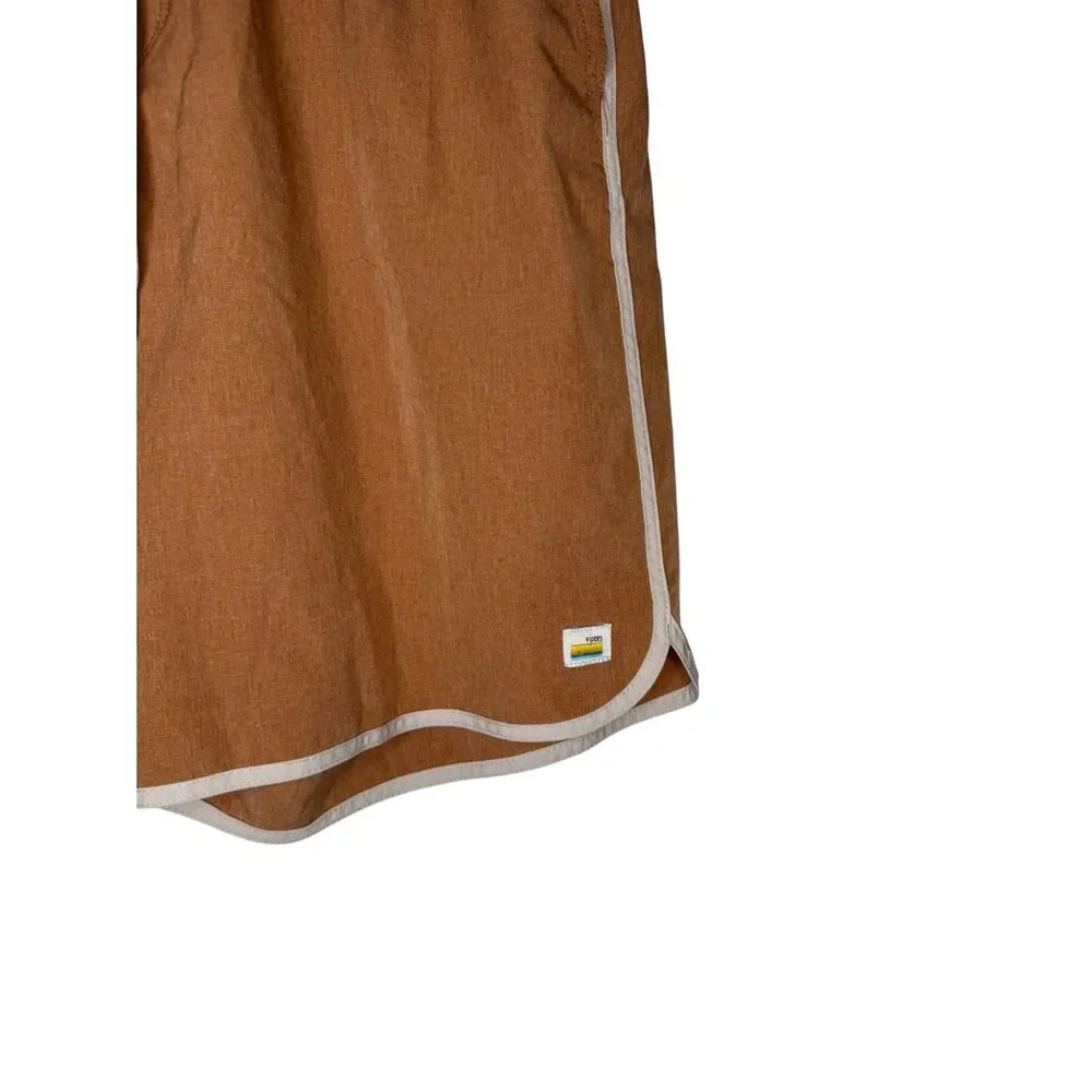 Vuori Men’s Banks Shorts Tan Heather Performance Size Large